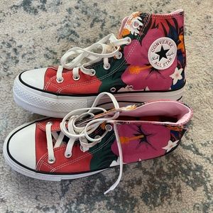 Converse flower platforms
